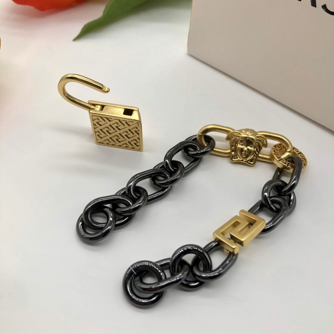 Celine Triomphe Ver Chain Bracelet