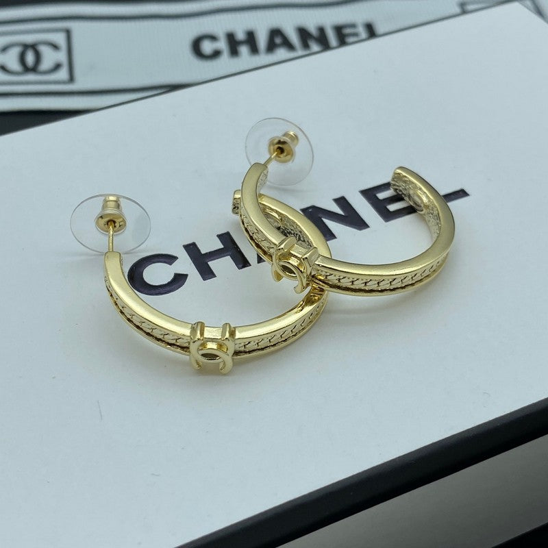 Chanel Circle Zircon Earrings - 18K Gold