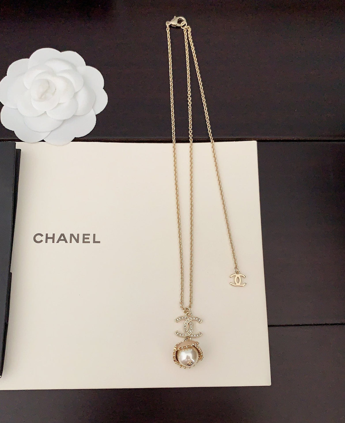 Chanel Pearls Flower Necklace