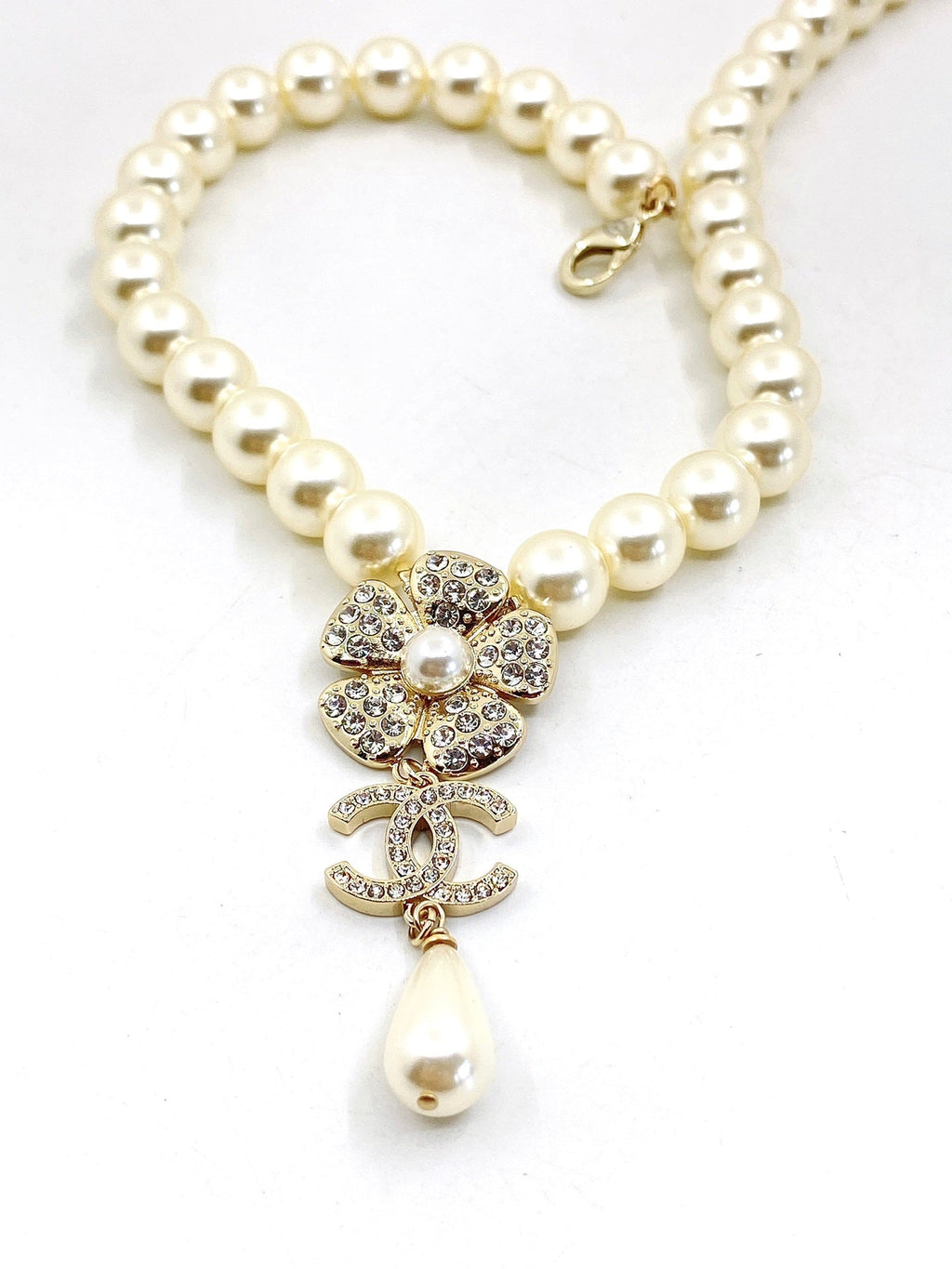 Chanel Pearls Chain Choker Necklace