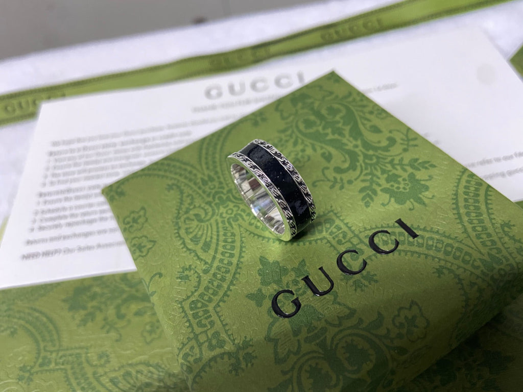 Gucci Double G Interlocking G Black Enamel Ring