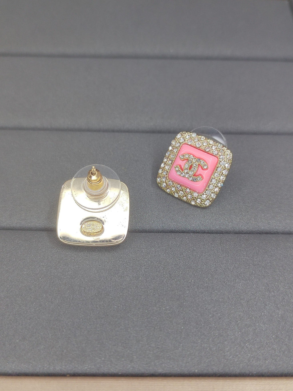 Chanel Diamond Square Pink Earrings - 18K Yellow Gold