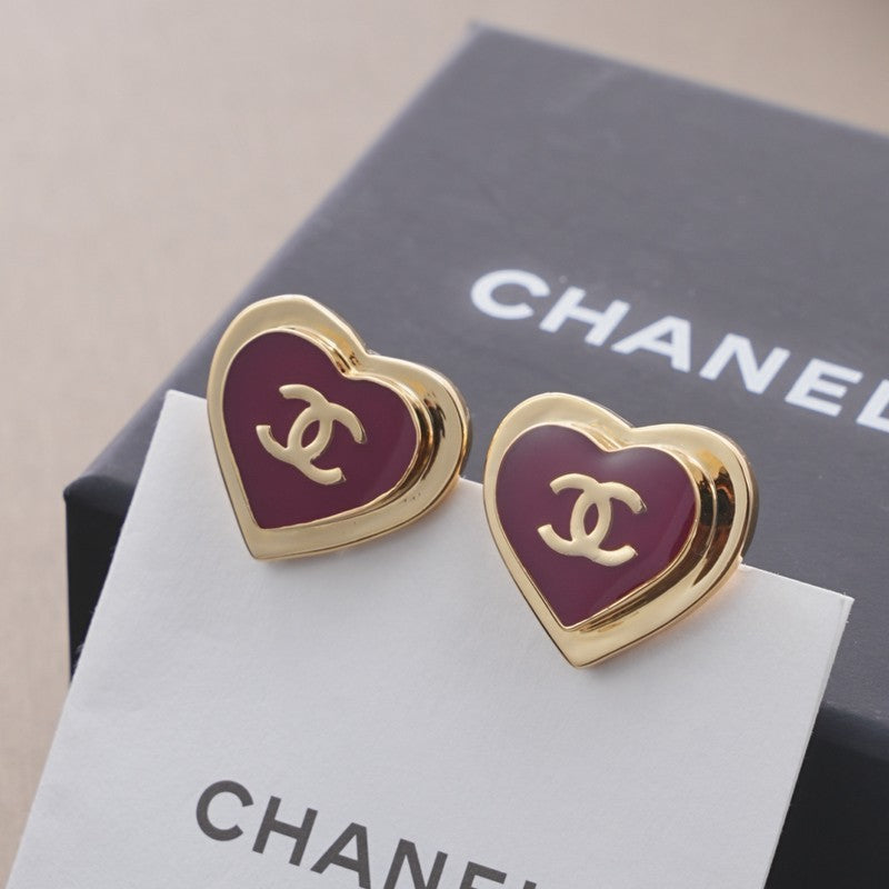 Chanel Black & Red Heart Earrings - 1.75 cm Height - 18K Yellow Gold