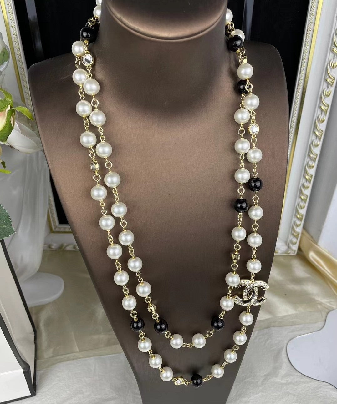 Chanel 23S Long Pearl Necklace