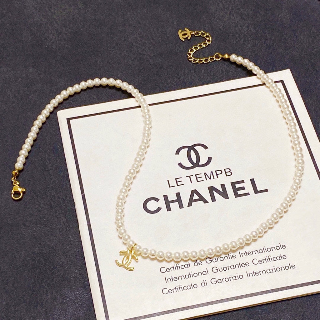 Chanel Pearls Choker Necklace