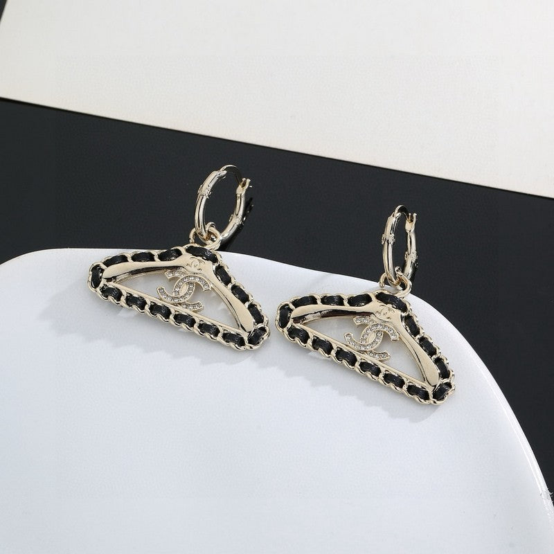 Chanel Coat Hanger Earrings - 18K Yellow Gold