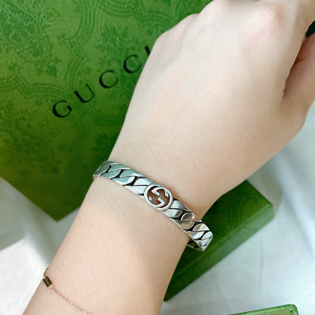 Gucci Double G Interlocking G Rigid Bracelet