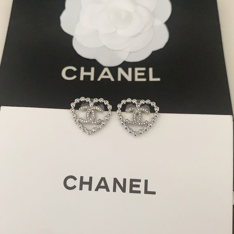 Chanel Black Heart Diamond Earrings - 18K White Gold