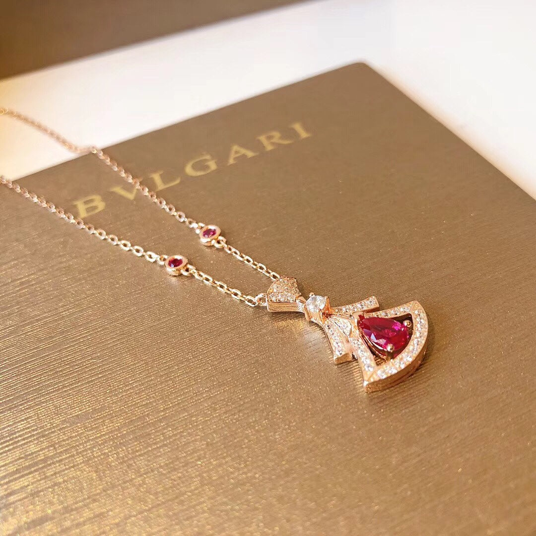 Bvlgari Dream Moissanite Necklace - 18K Gold