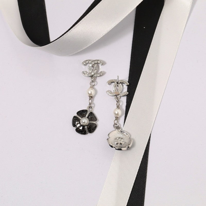 Chanel Black & Pink Camellia Diamond Long Earrings - 18K Gold