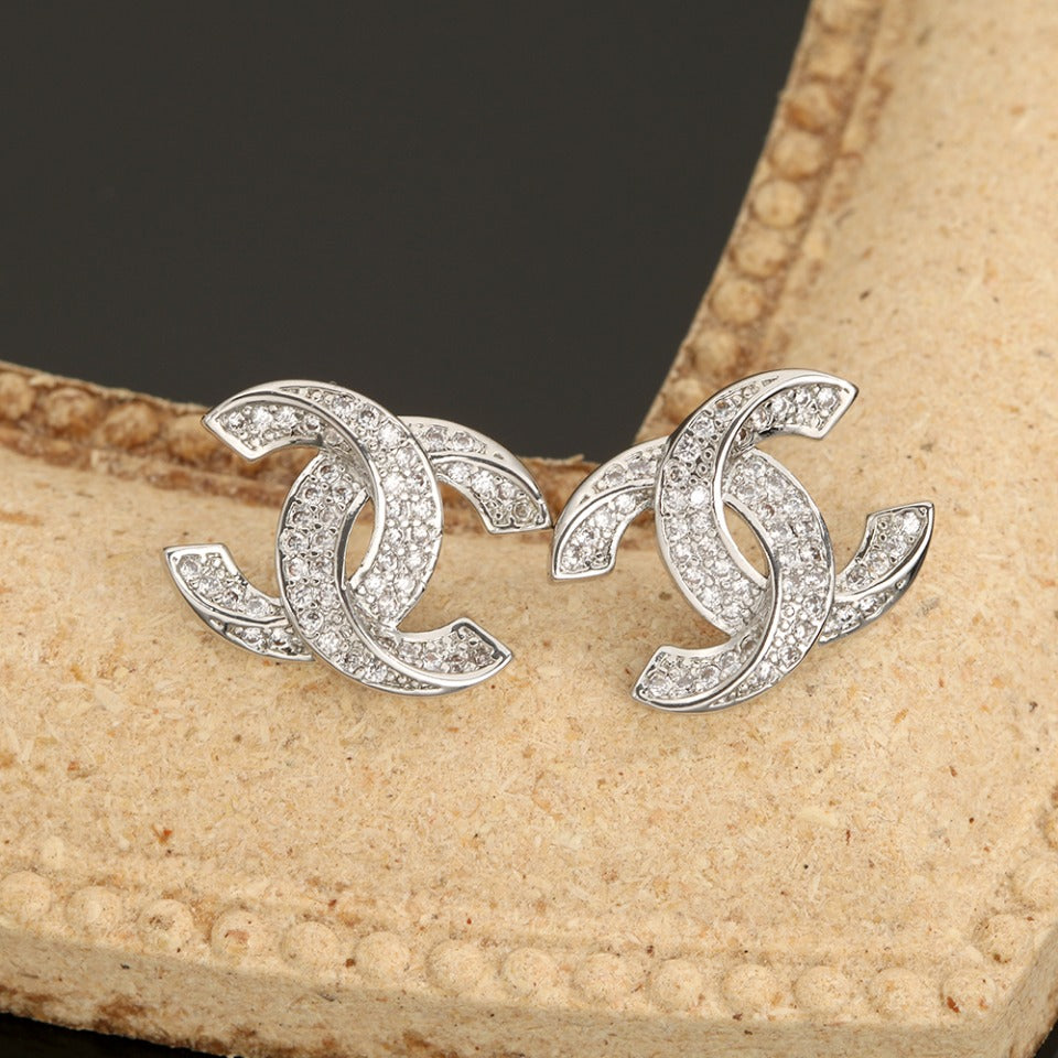 Chanel Diamond Earrings - 2 cm Height - 18K White Gold