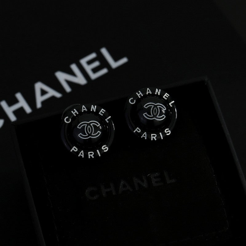 Chanel Black Round Earrings - 18K White Gold