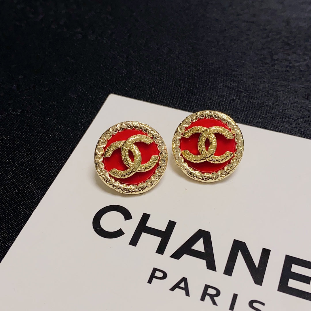 Chanel Black & Red Earrings - 18K Yellow Gold
