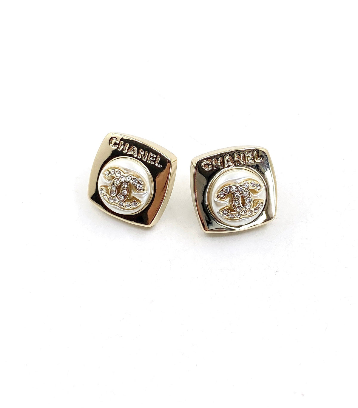 Chanel Diamond Square Earrings - 18K Yellow Gold