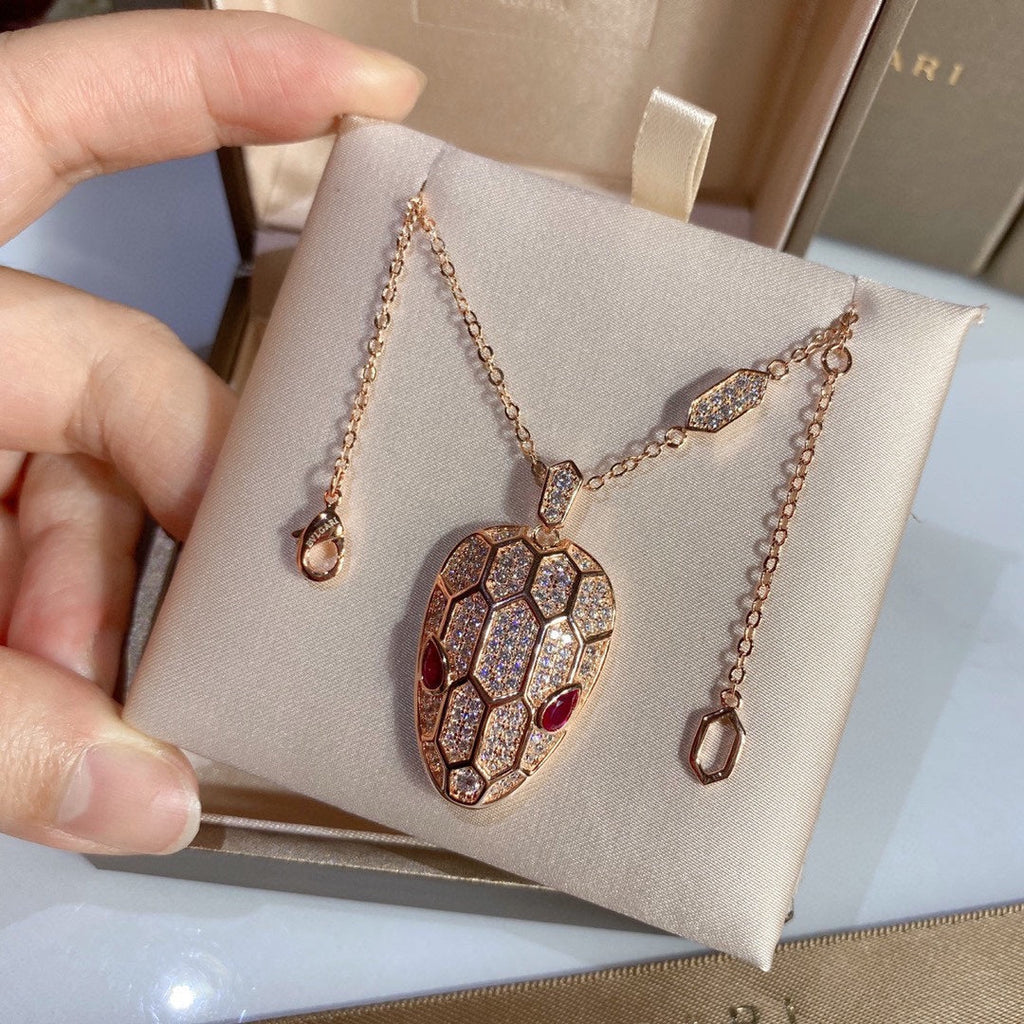 Bvlgari Serpenti Necklace - 18K Gold