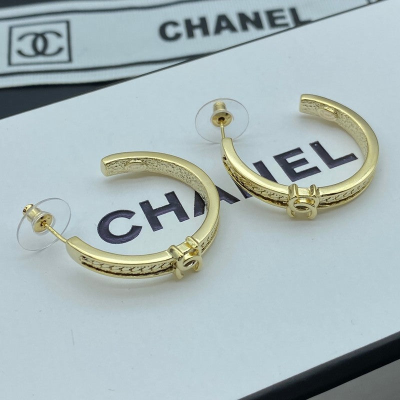 Chanel Circle Zircon Earrings - 18K Gold