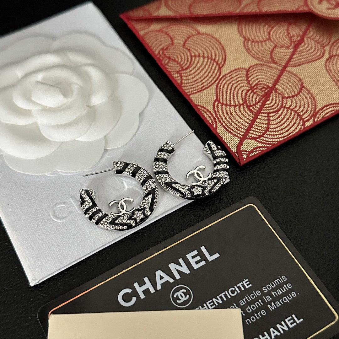 Chanel Black Diamond Earrings - 18K White Gold
