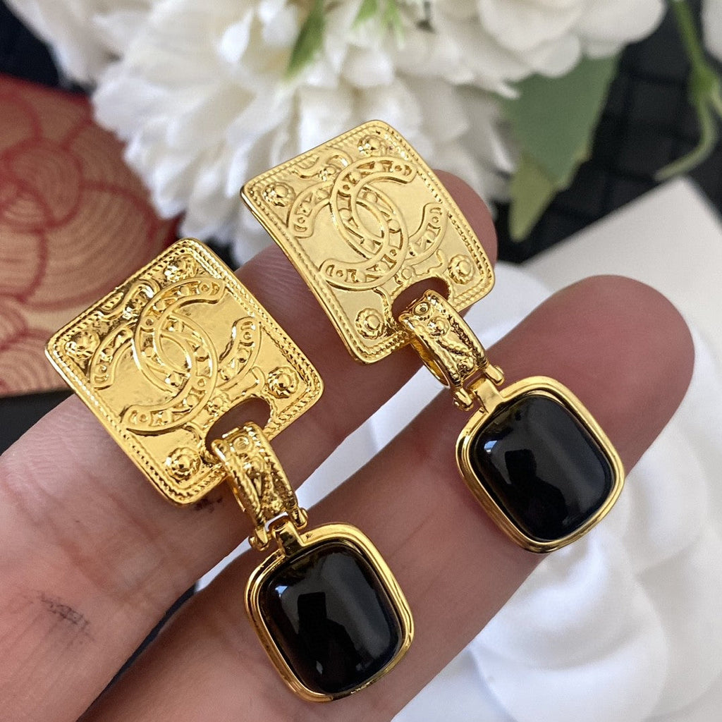 Chanel Black Crystal Earrings - 18K Yellow Gold