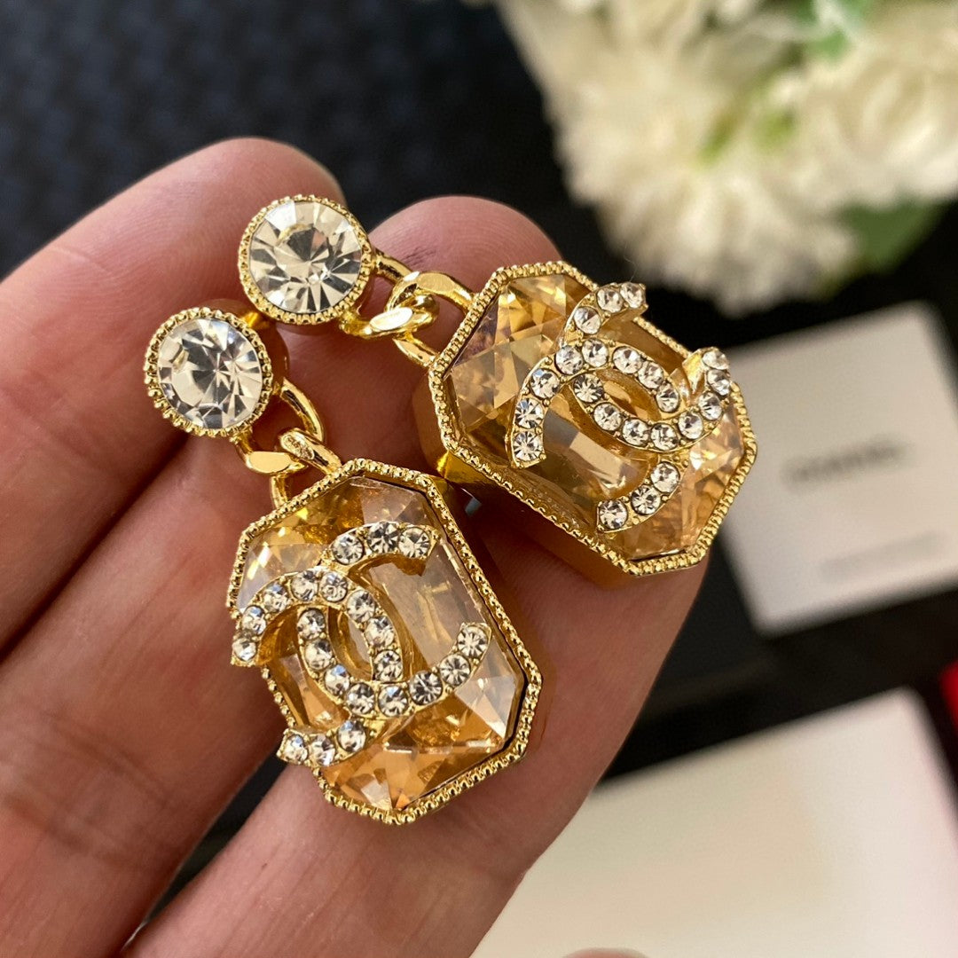 Chanel Crystal Earrings - 18K Yellow Gold