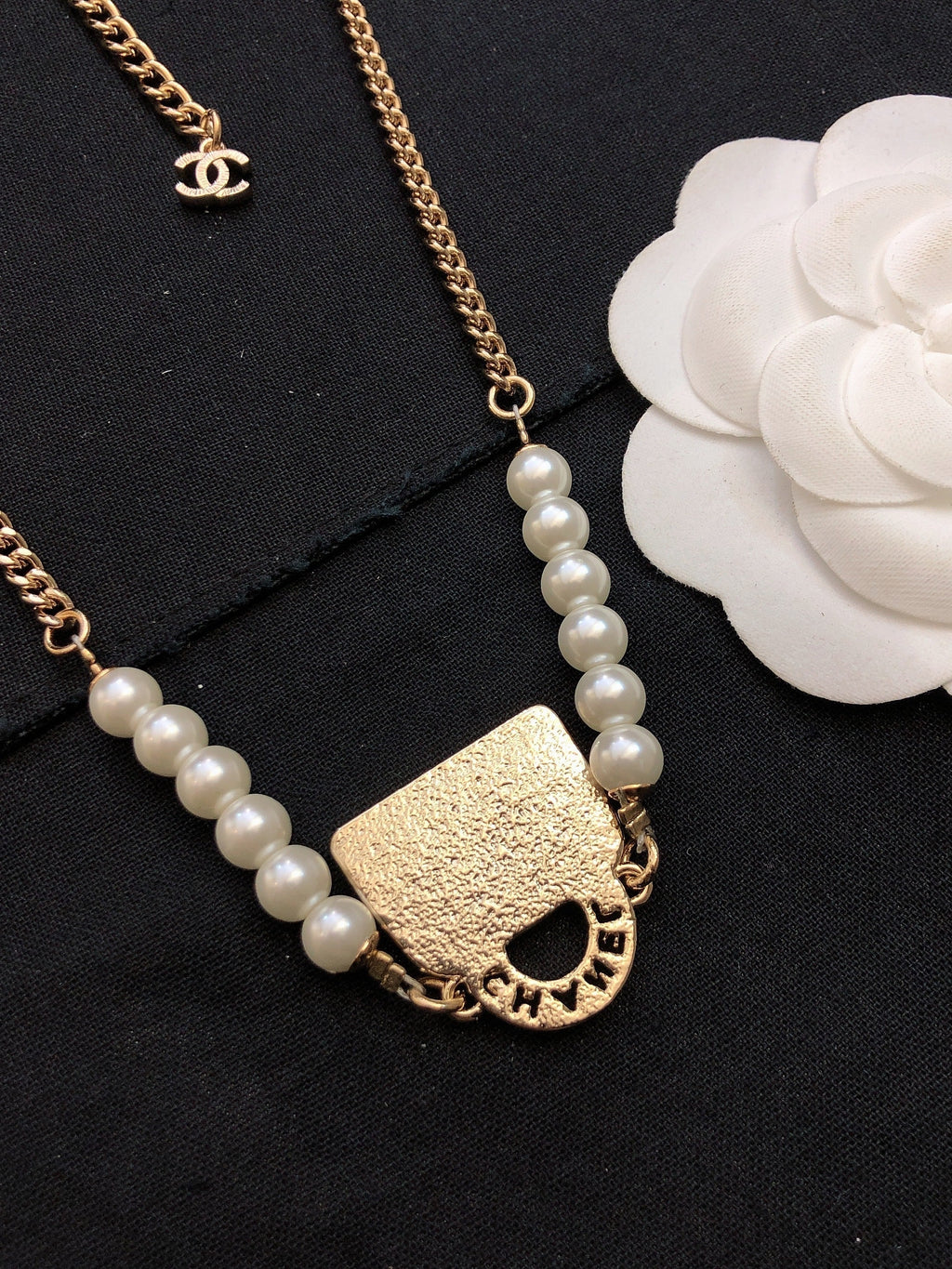 Chanel Pearls Bag Pendant Necklace