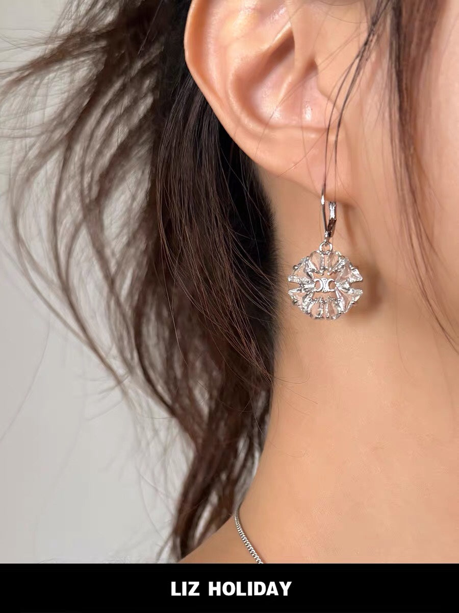 Celine Triomphe Daisy Earrings - 18K White Gold