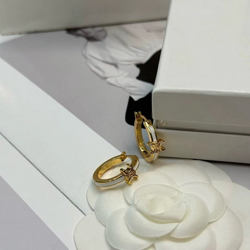 Celine Pearl Circle Earrings - 18K Yellow Gold