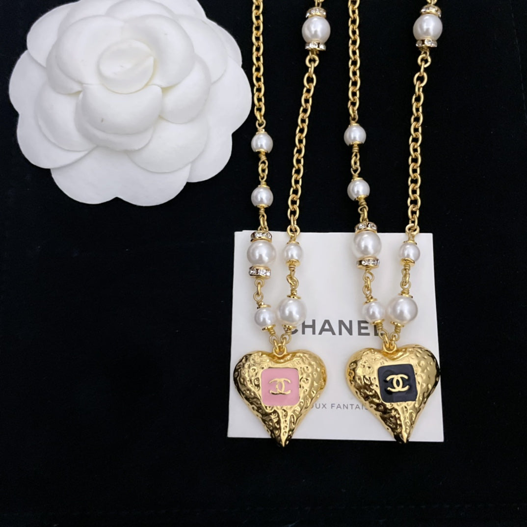 Chanel Pearls Chain Necklace