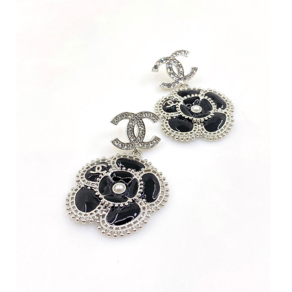 Chanel Black Pearl Camellia Earrings - 18K White Gold