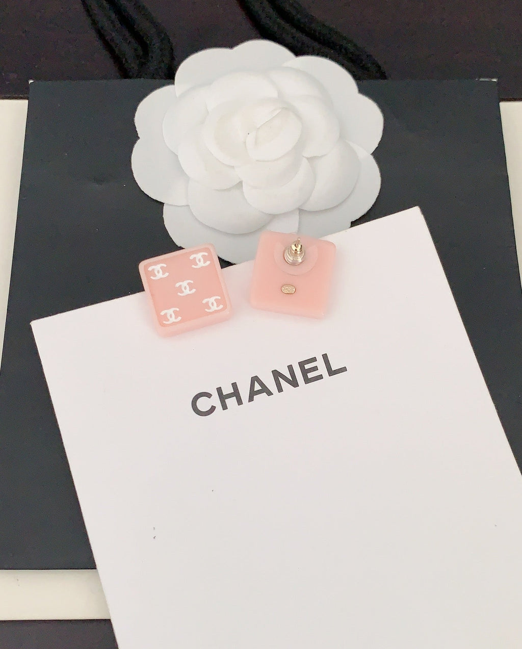 Chanel Pink Resin Earrings - 18K Yellow Gold