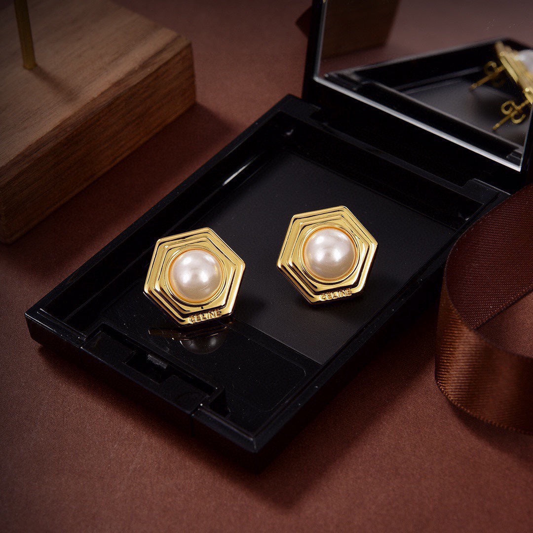 Celine Triomphe Pearl Earrings - 18K Yellow Gold