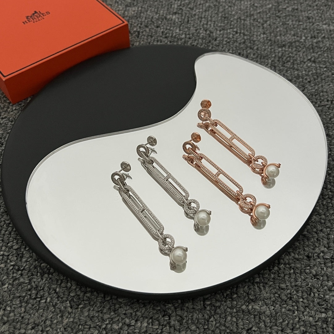 Chandra Diamond Earrings