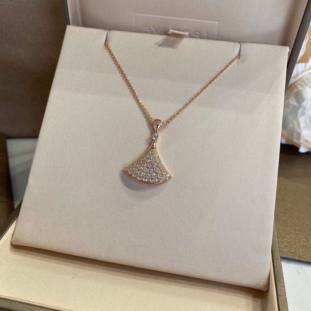Bvlgari Dream Pave Diamond Necklace - 18K Gold