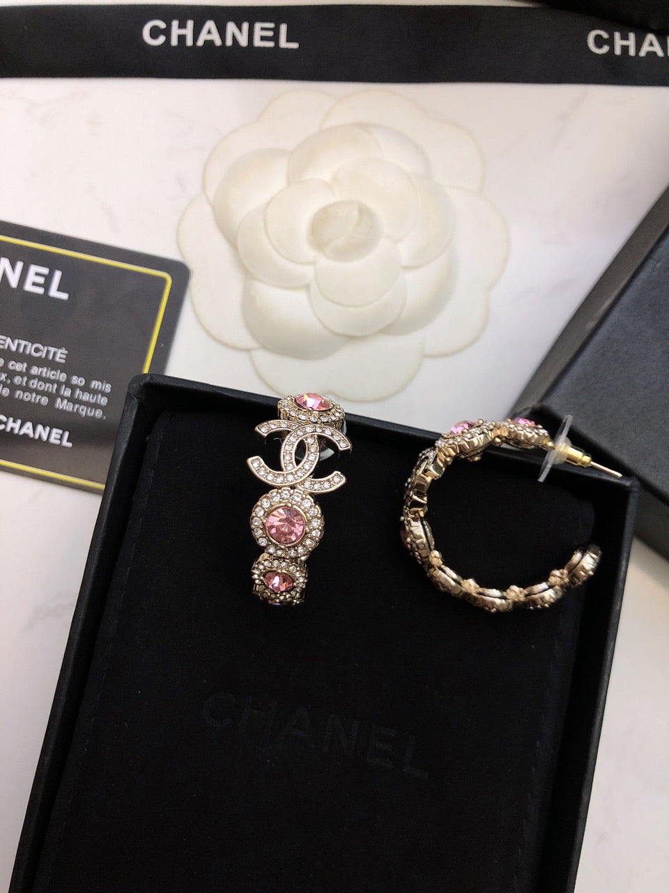 Chanel Flowers Earrings - 3.5 cm Height - 18K Yellow Gold