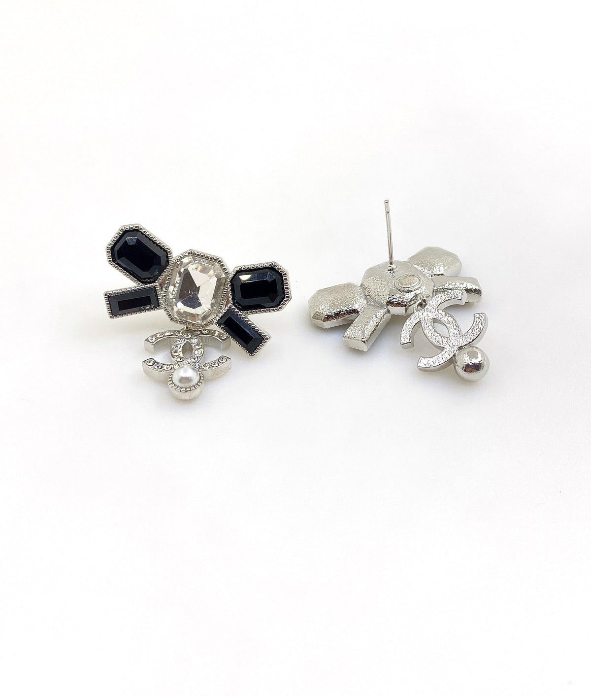 Chanel Bow Tie Crystal Earrings - 18K White Gold