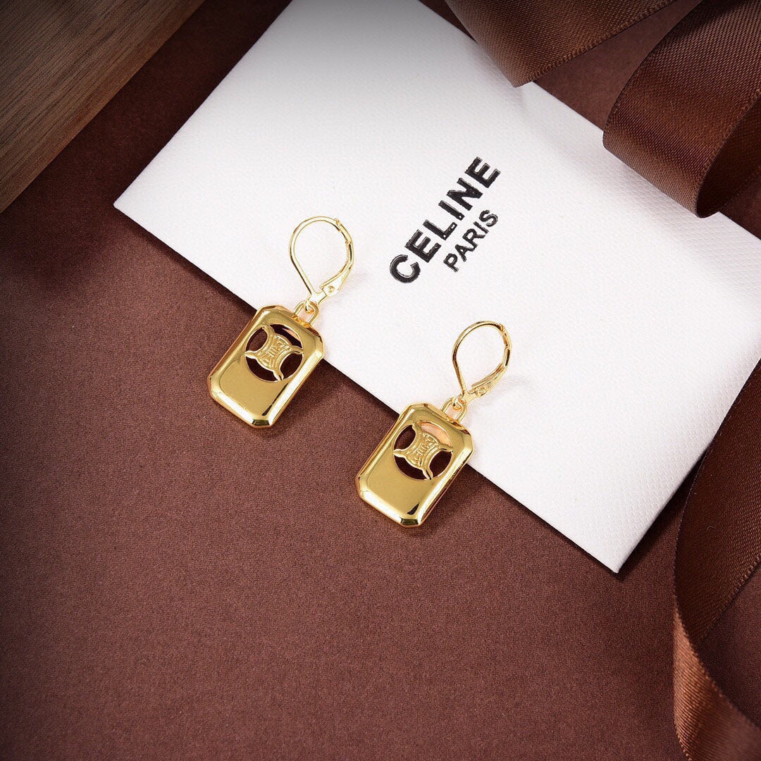 Celine Triomphe Square Hoops Earrings - 18K Yellow Gold
