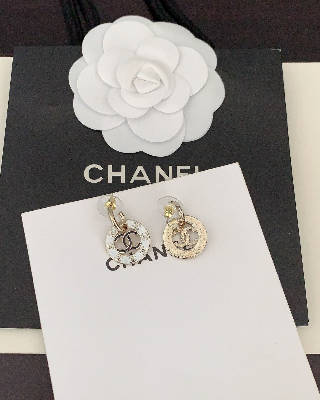 Chanel Circle Earrings - 18K Yellow Gold