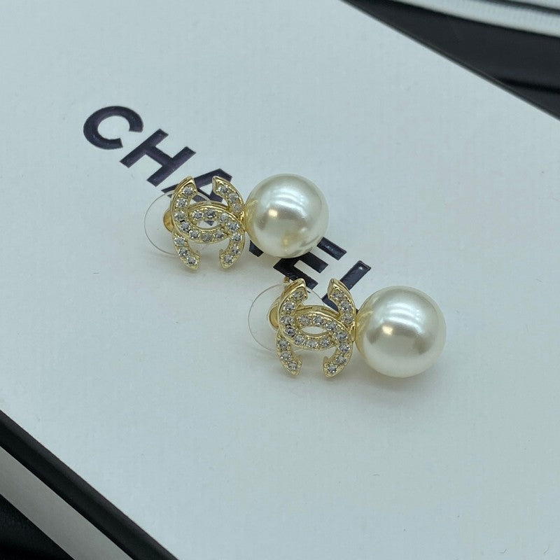 Chanel Pearl Drop Earrings - 18K Gold