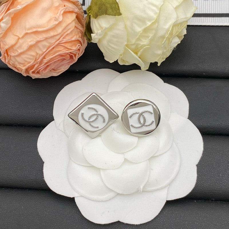 Chanel Black & White Square Earrings - 18K Yellow Gold