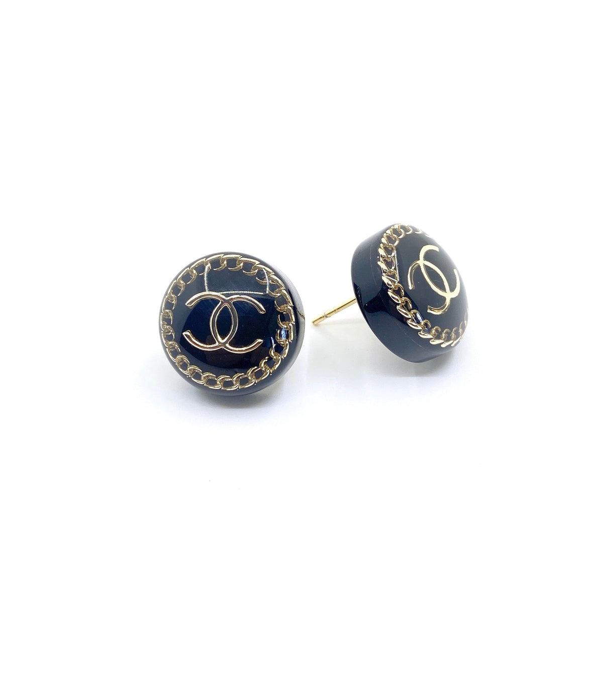 Chanel Circle Resin Earrings - 18K Yellow Gold