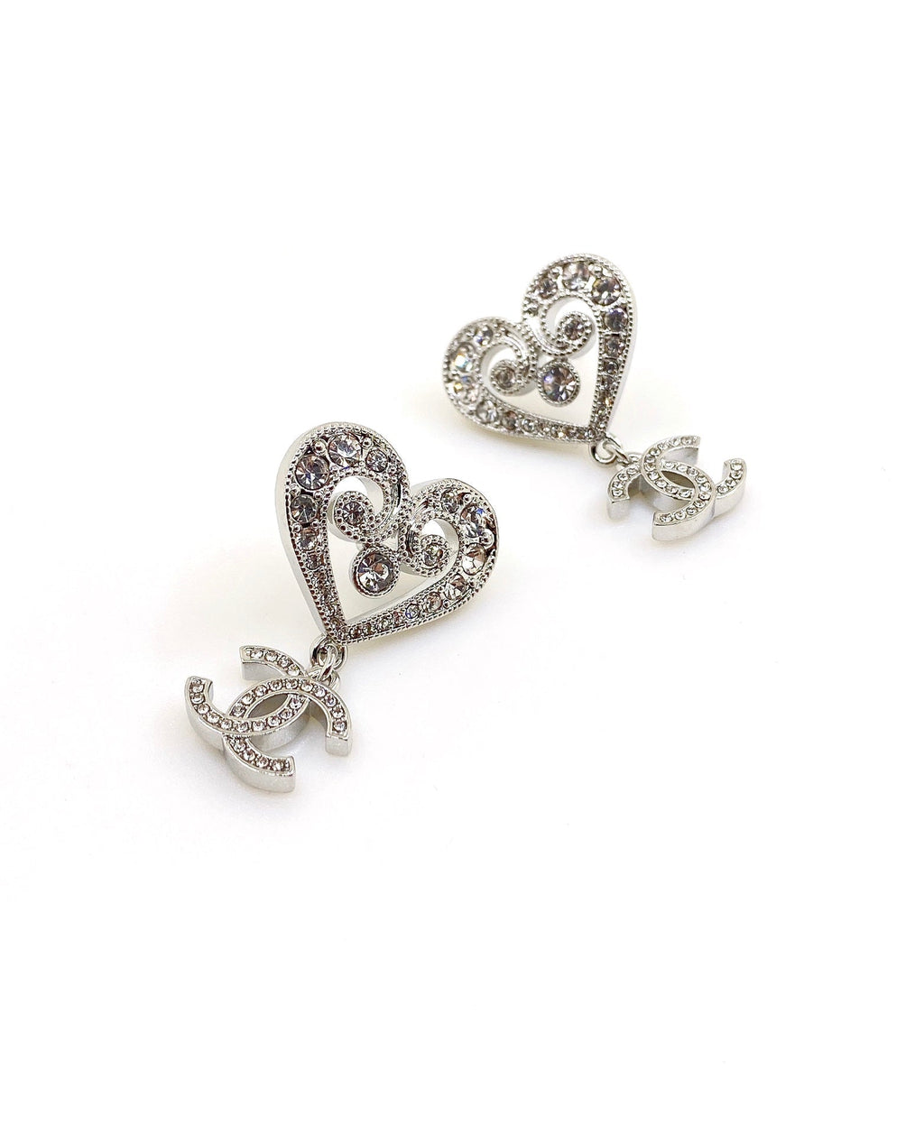 Chanel Heart Diamond Earrings - 18K White Gold