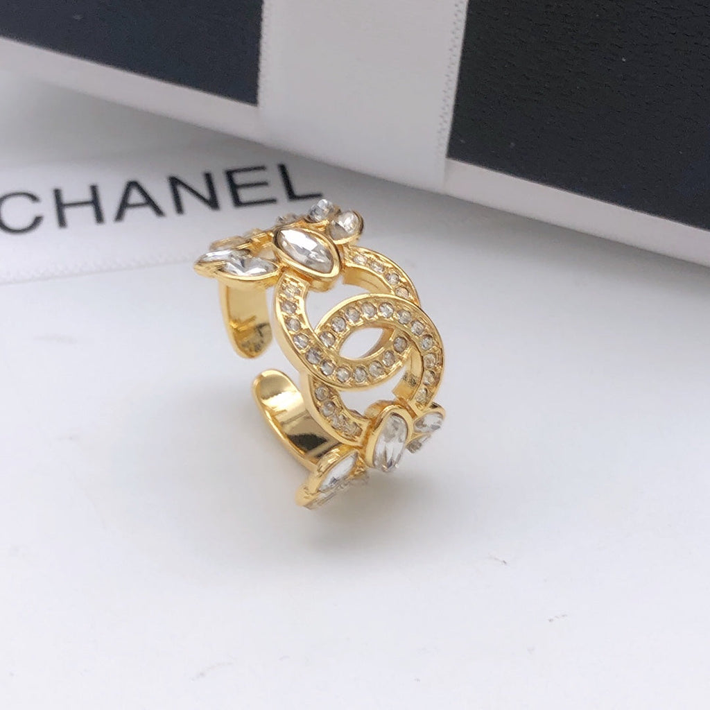 Chanel Flower Crystal Ring - 18K Yellow Gold