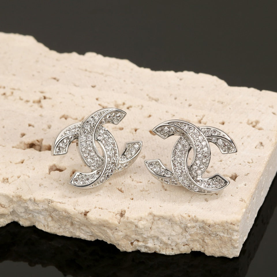 Chanel Diamond Earrings - 2 cm Height - 18K White Gold
