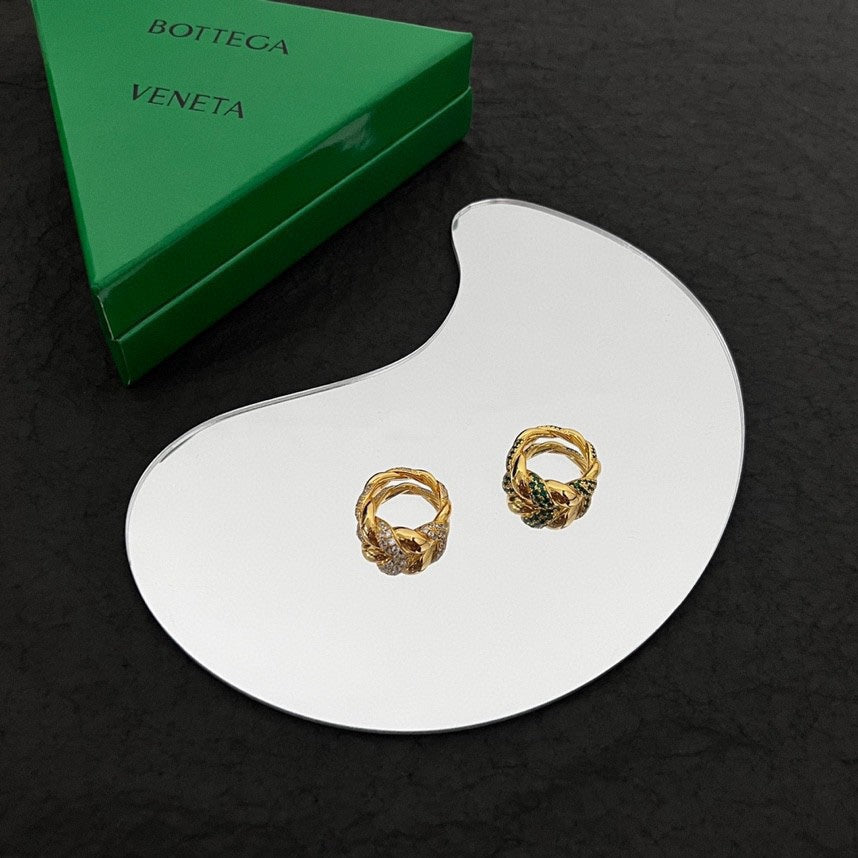 Bvlgari Green Crystal Ring - 18K Yellow Gold