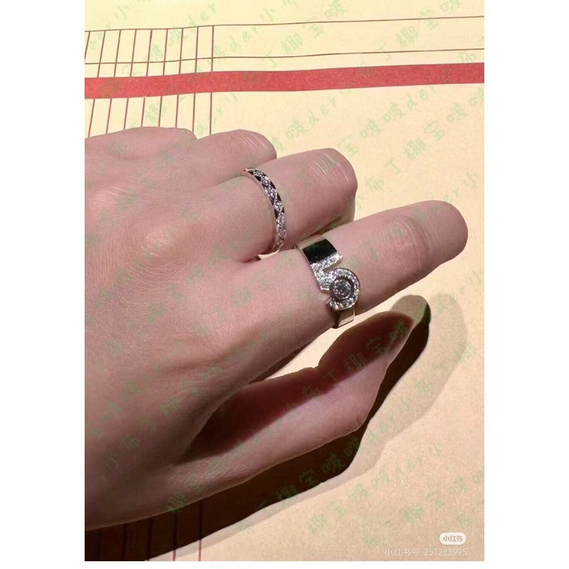 Chanel No.5 Diamond Ring - 18K Gold