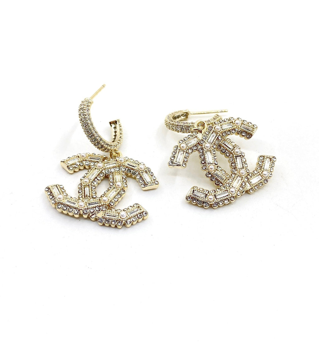 Chanel Crystal Earrings - 18K Yellow Gold
