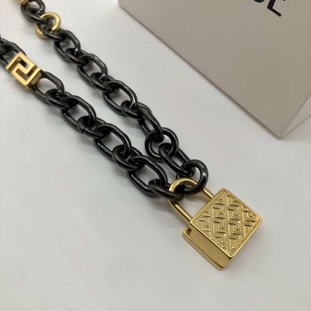 Celine Triomphe Ver Chain Necklace