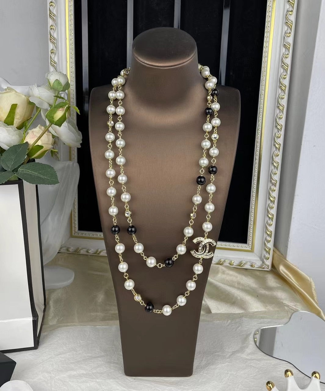 Chanel 23S Long Pearl Necklace