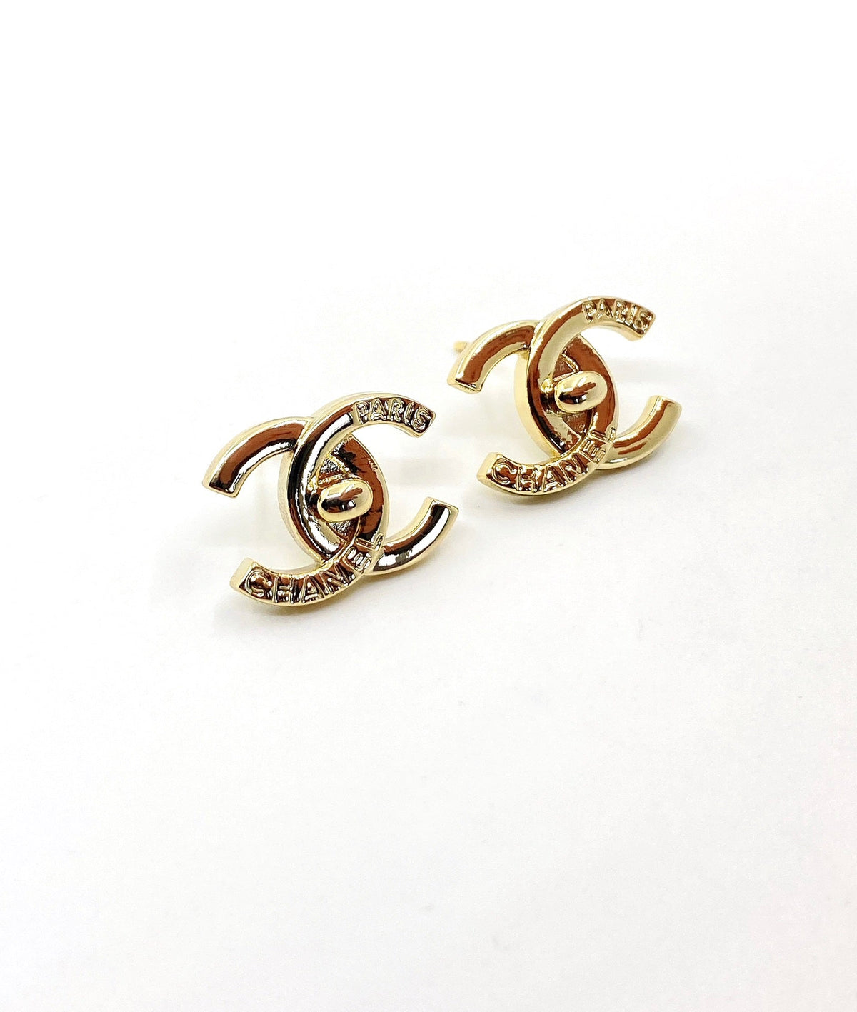 Chanel Earrings - 18K Yellow Gold