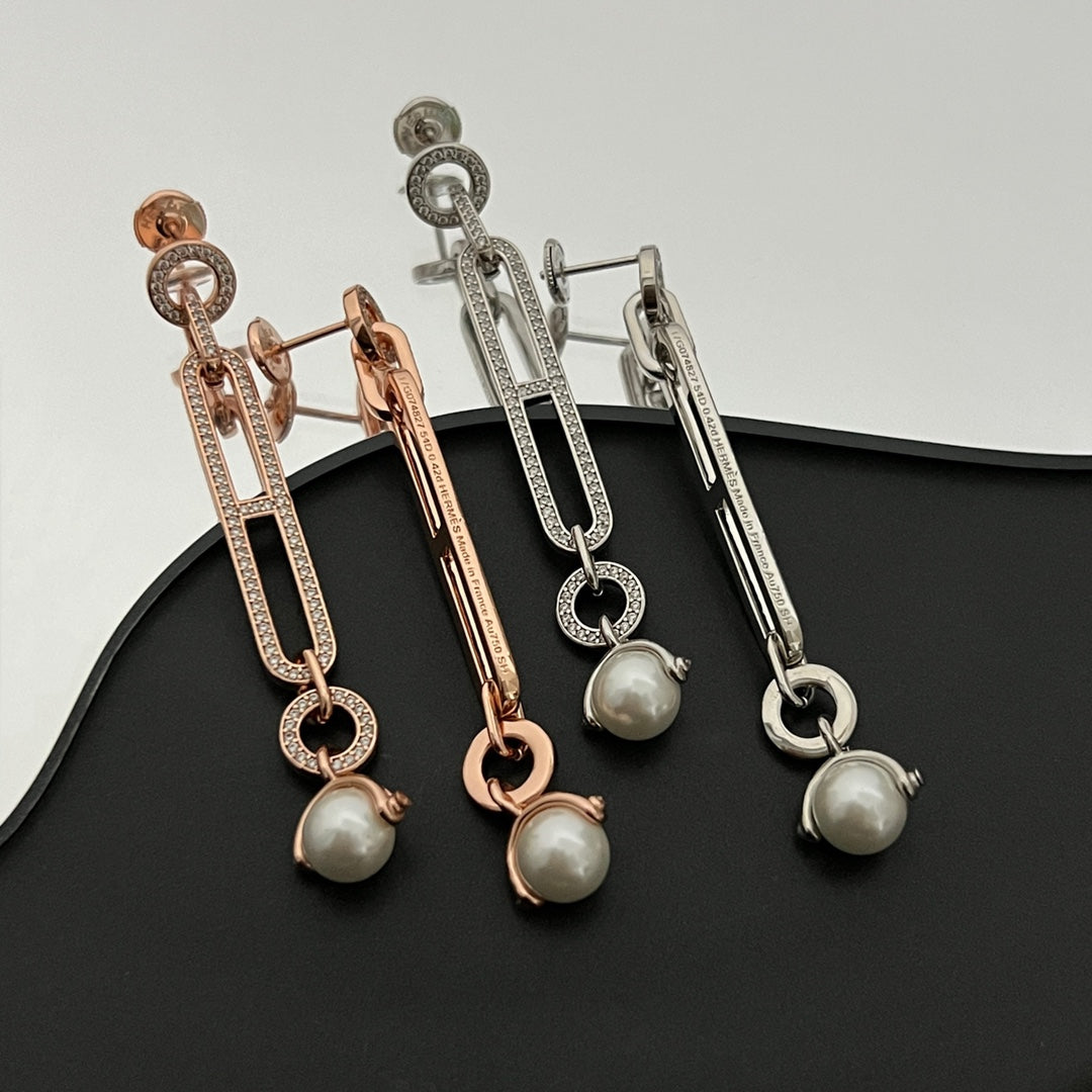 Chandra Diamond Earrings