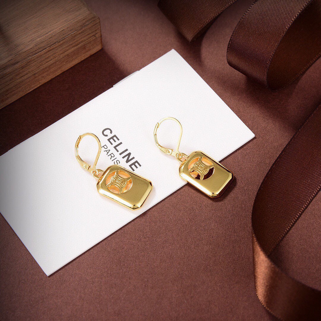 Celine Triomphe Square Hoops Earrings - 18K Yellow Gold